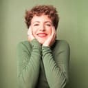 Annie Macmanus